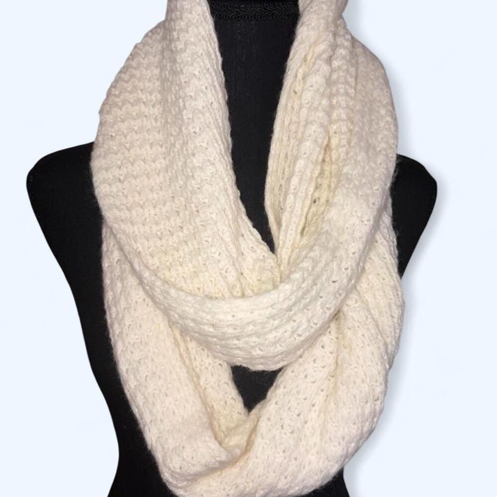 Old-navy Women's White and Cream Scarf-wraps